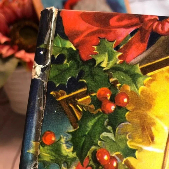 Pair of vintage childrens Christmas books - Picture 7 of 12